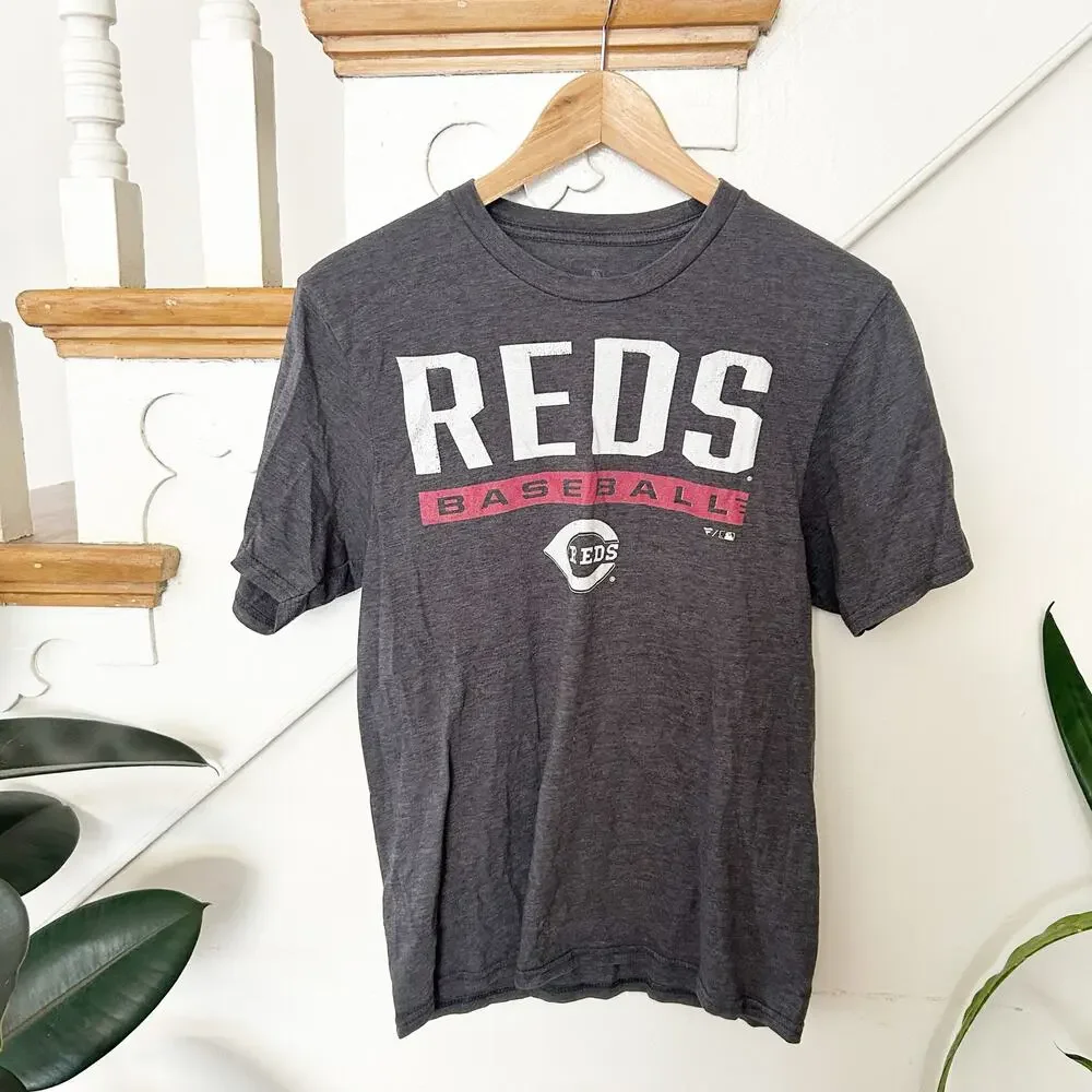 Fanatics Cincinnati Reds Baseball T-Shirt Gray Short Sleeve Crewneck Size S